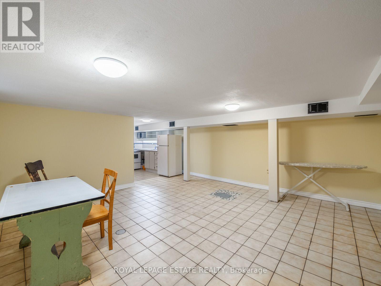 2275 Queen Street E, Toronto, Ontario  M4E 1G5 - Photo 36 - E13634844