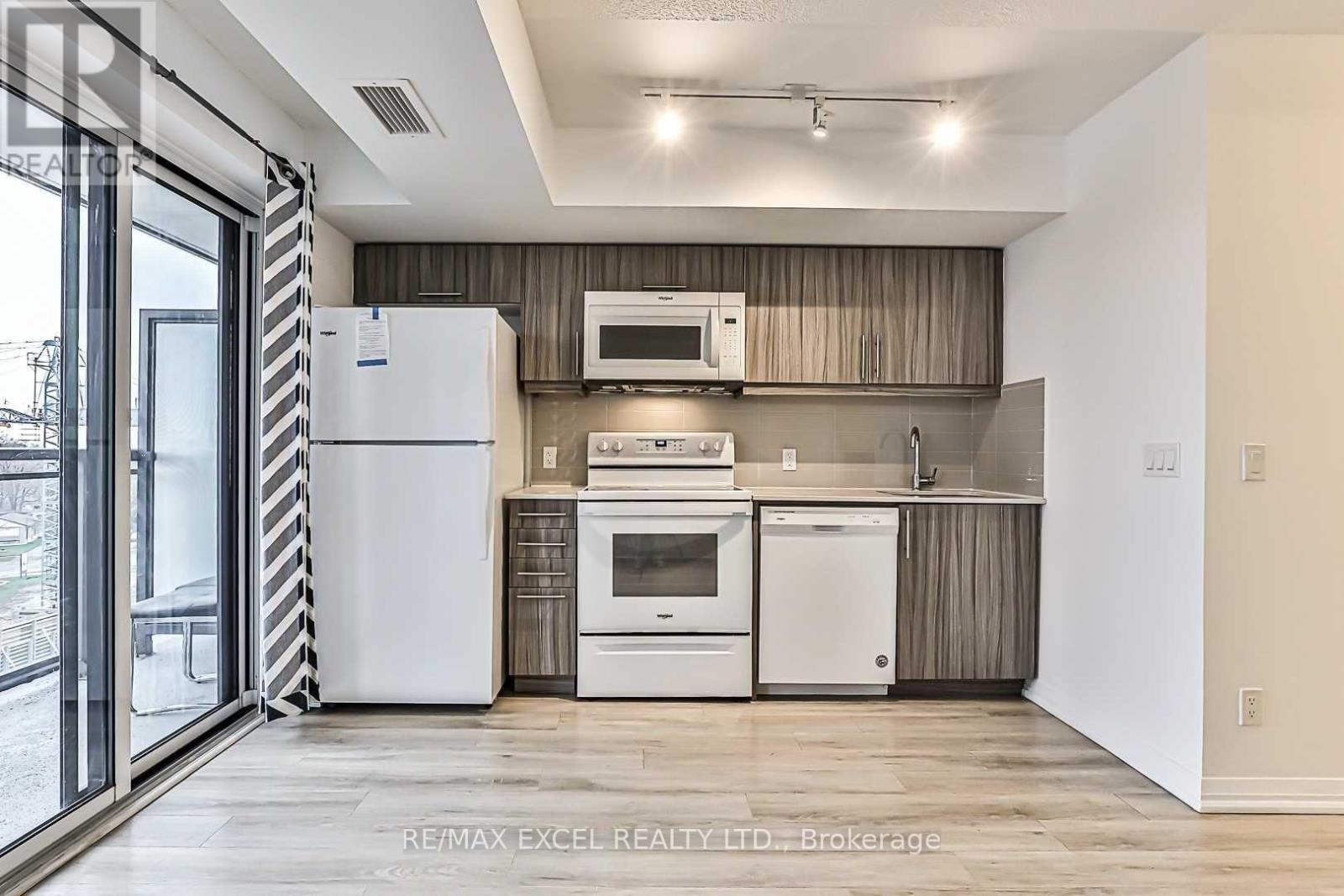 604 - 30 Meadowglen Place, Toronto, Ontario  M1G 0A6 - Photo 14 - E13634944