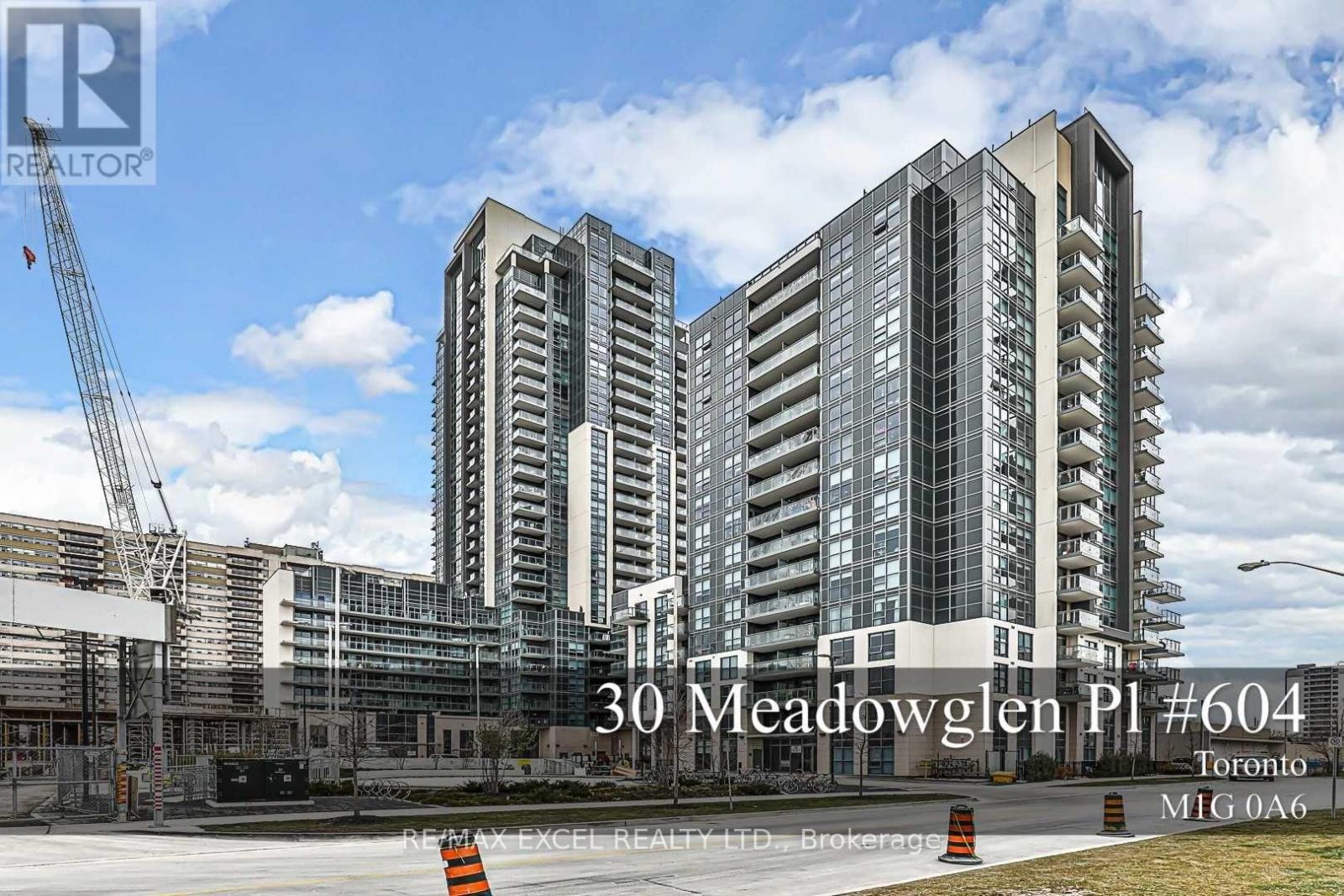 604 - 30 Meadowglen Place, Toronto, Ontario  M1G 0A6 - Photo 2 - E13634944