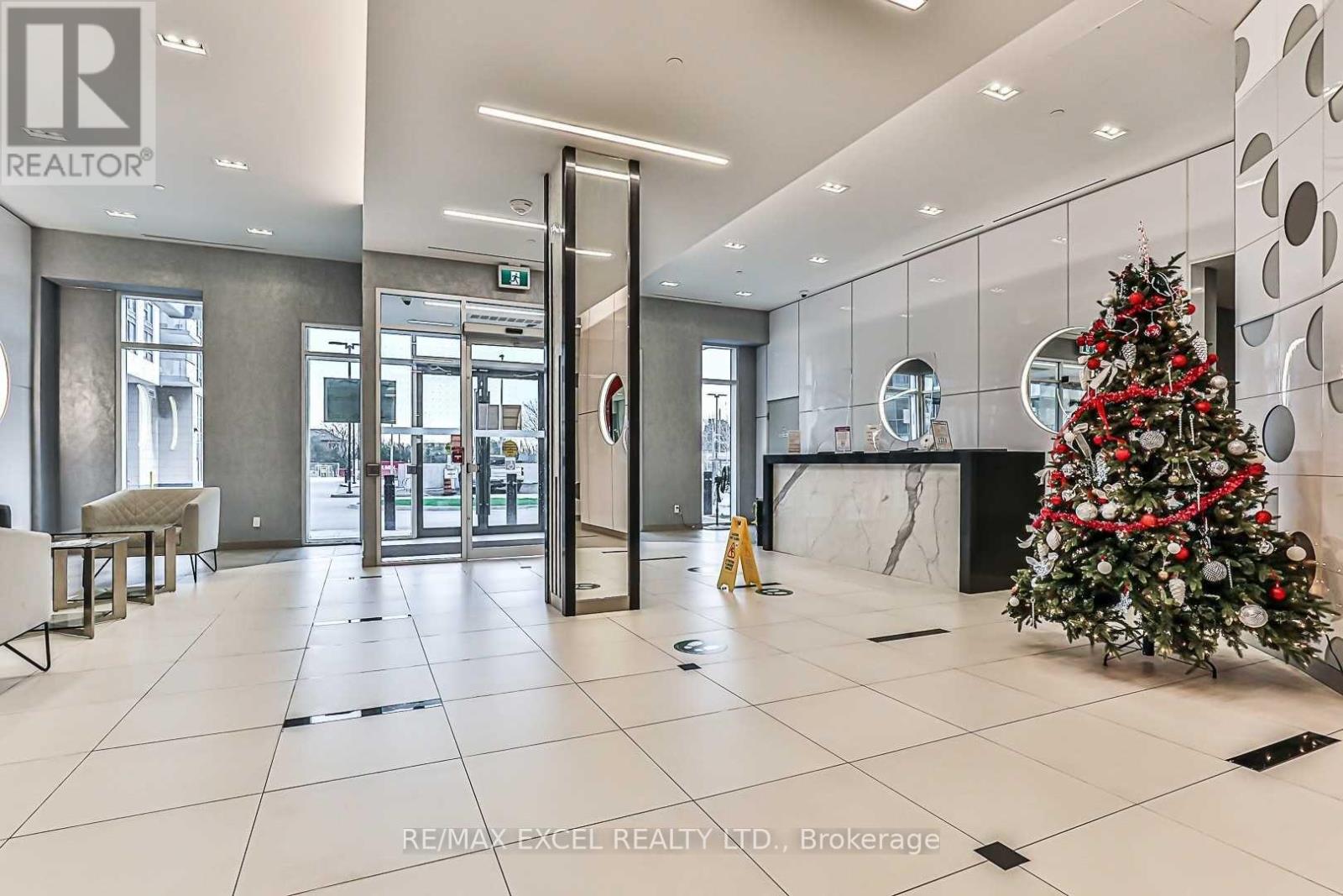 604 - 30 Meadowglen Place, Toronto, Ontario  M1G 0A6 - Photo 4 - E13634944