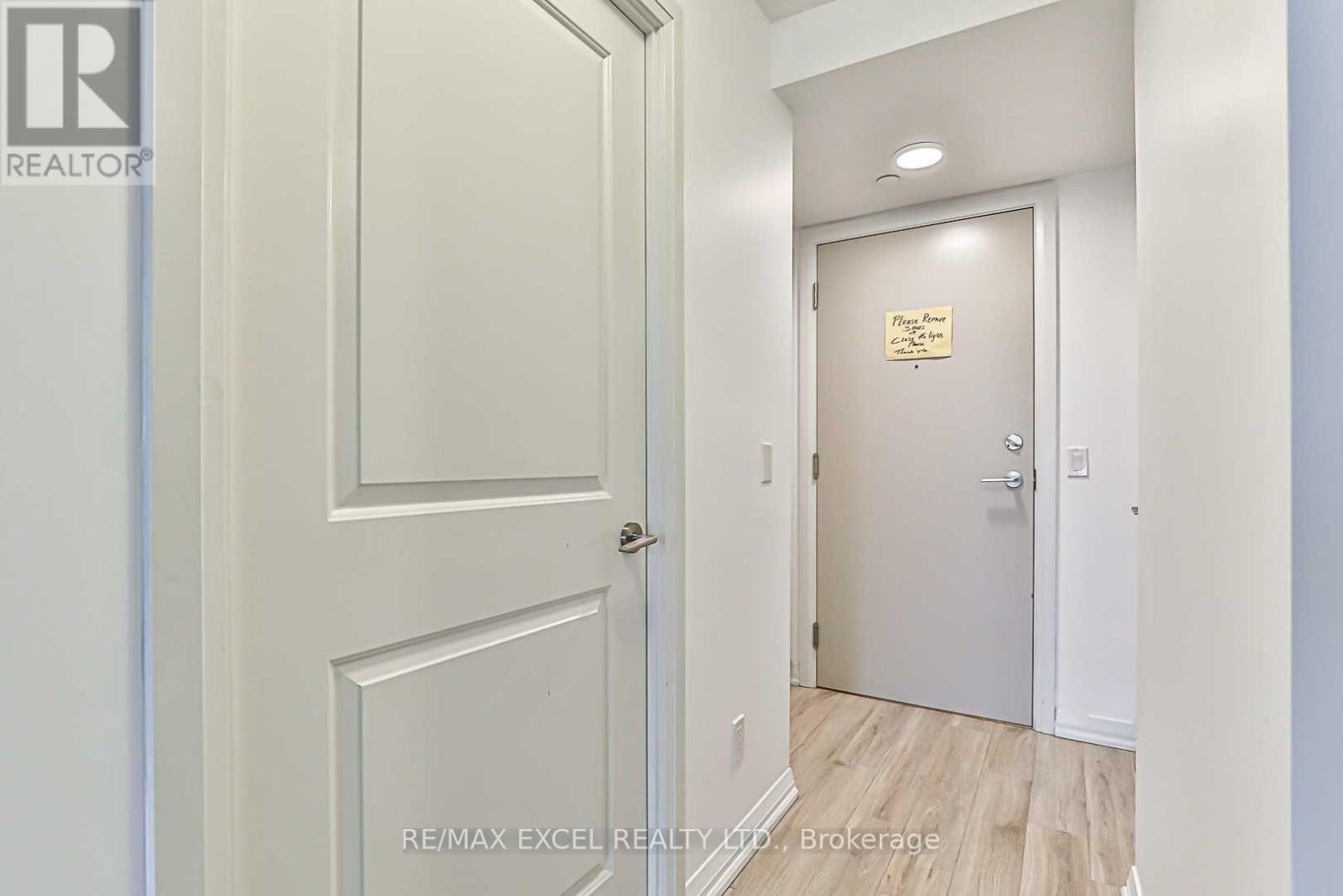 604 - 30 Meadowglen Place, Toronto, Ontario  M1G 0A6 - Photo 7 - E13634944