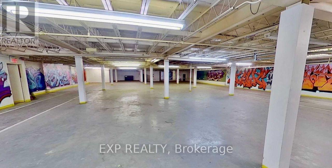16 KING STREET W, Oshawa, Ontario