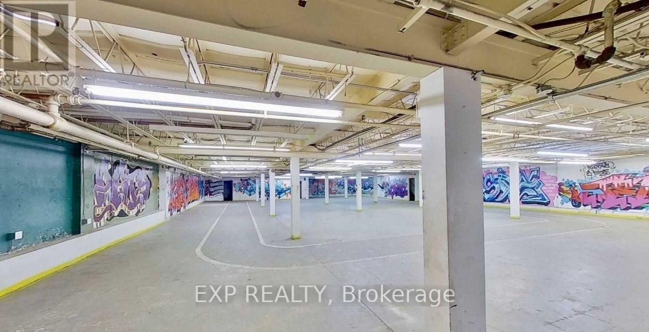 16 King Street W, Oshawa, Ontario  L1H 1A3 - Photo 2 - E13635030