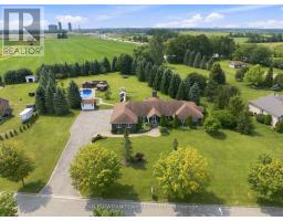 11 STEEPLEVIEW COURT, Oshawa, Ontario
