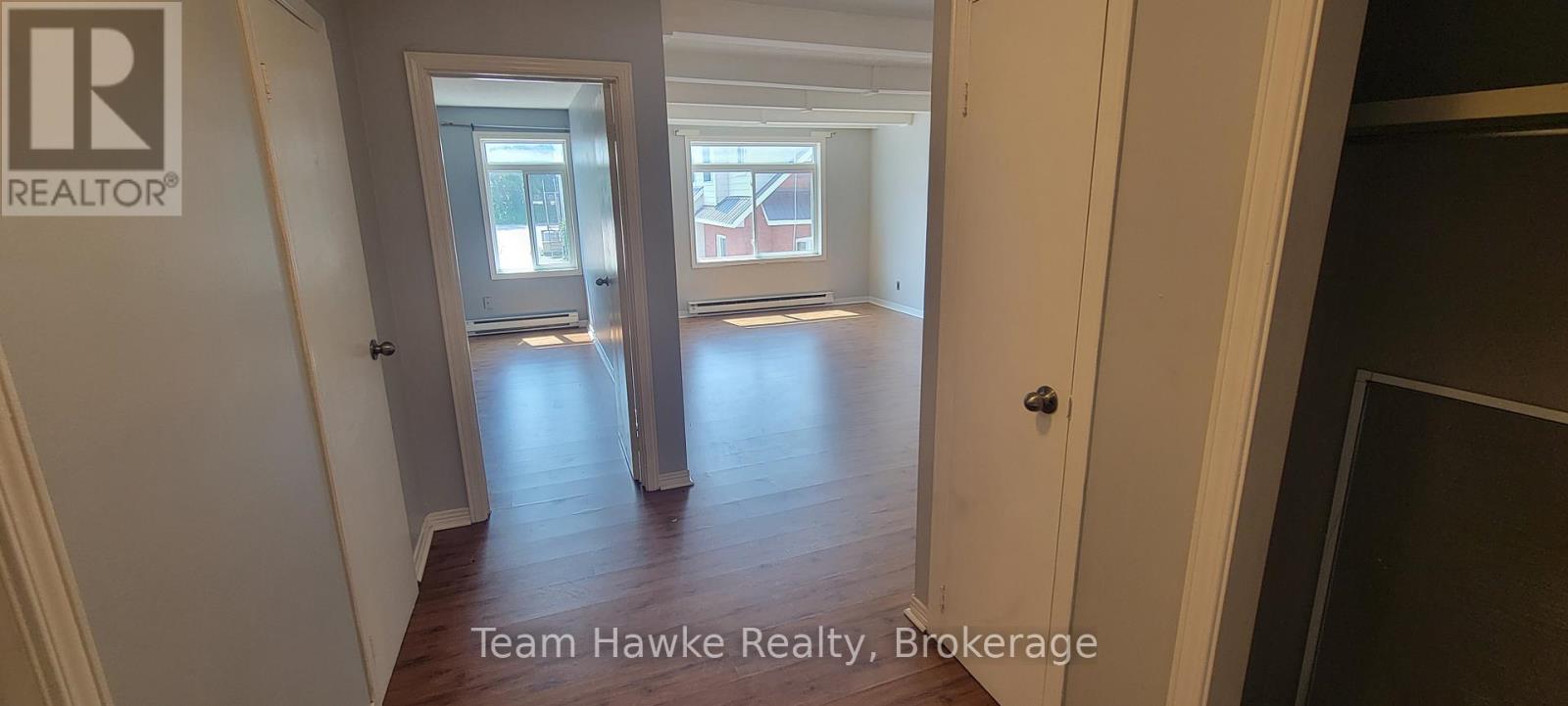 2 - 349 King Street, Midland, Ontario  L4R 3K7 - Photo 4 - S13635022
