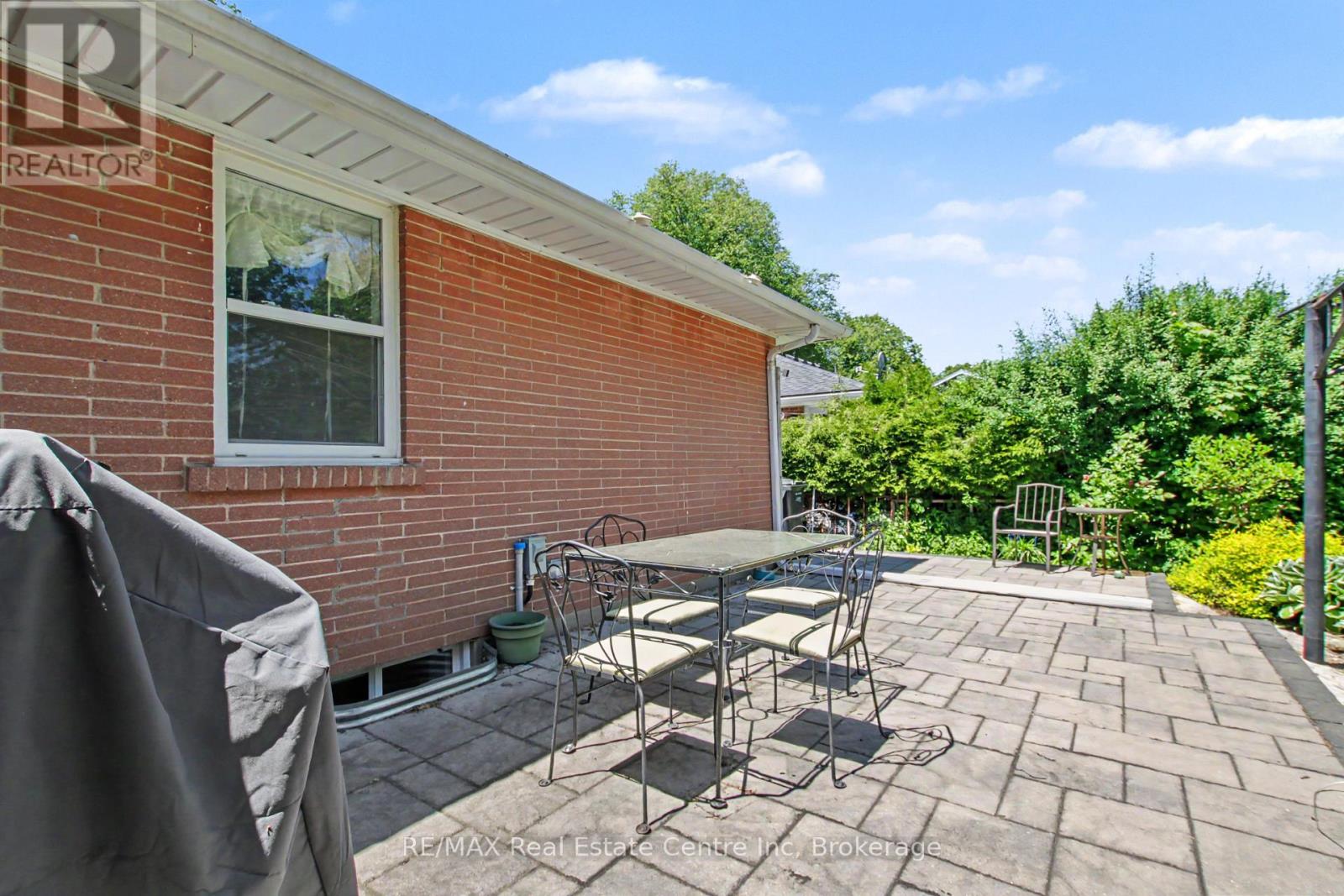 57 Vancouver Drive, Guelph, Ontario  N1E 2G1 - Photo 27 - X13634914