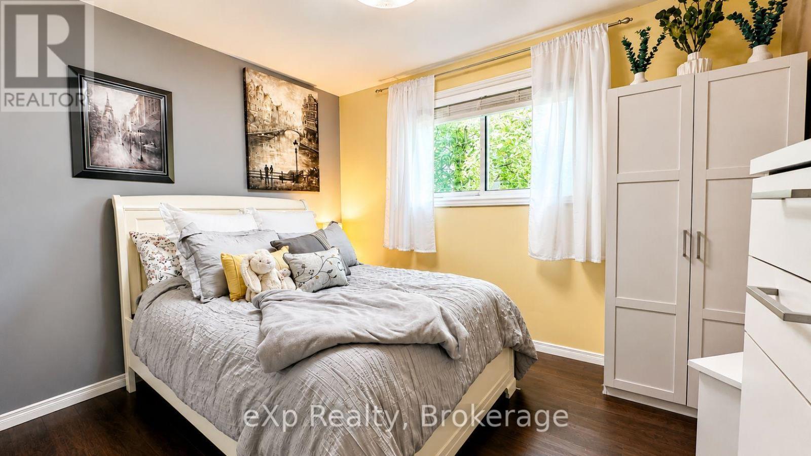 8 Malvern Crescent, Guelph, Ontario  N1L 1G8 - Photo 21 - X13634946