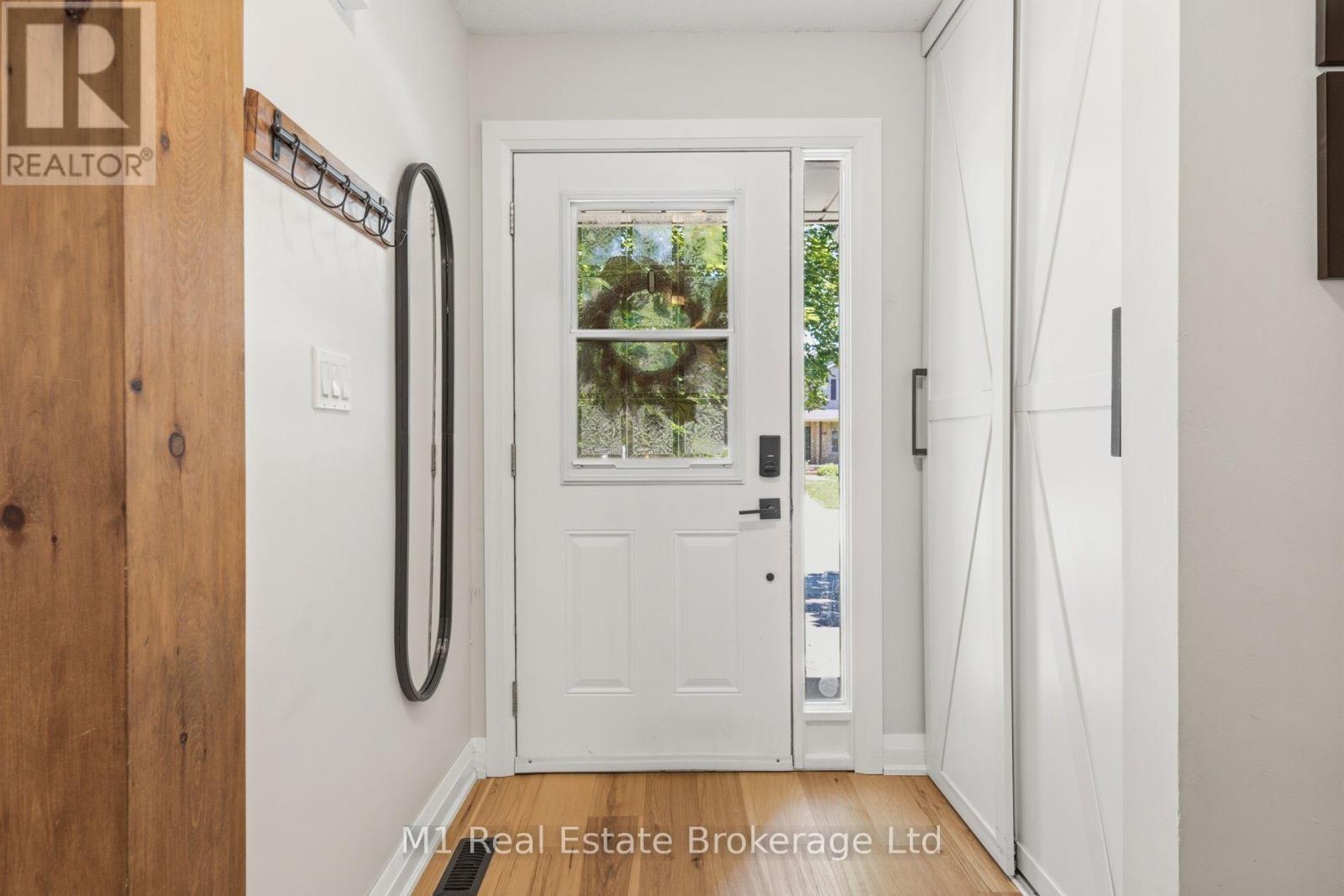 753 Woodhill Drive, Centre Wellington, Ontario  N1M 3N2 - Photo 5 - X13634962