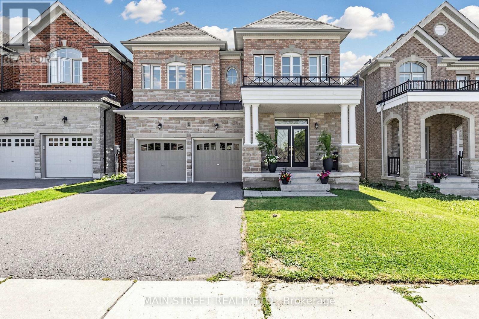11 ROBERT BALDWIN BOULEVARD, East Gwillimbury, Ontario