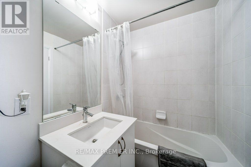 209 - 4700 Highway 7 Road, Vaughan, Ontario  L4L 0B4 - Photo 13 - N13635016