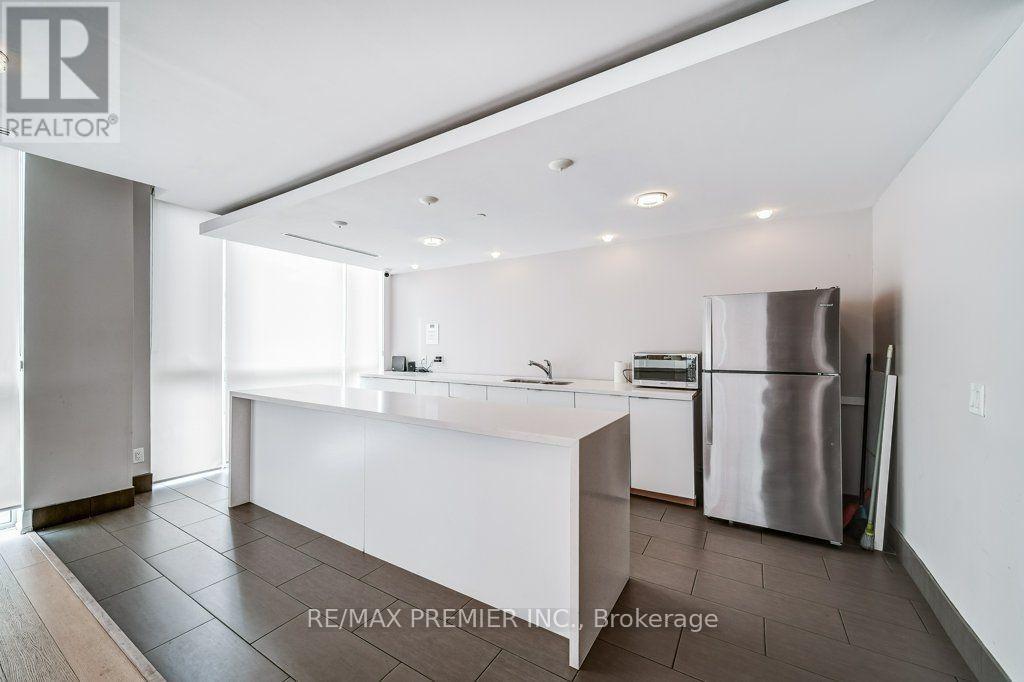 209 - 4700 Highway 7 Road, Vaughan, Ontario  L4L 0B4 - Photo 17 - N13635016