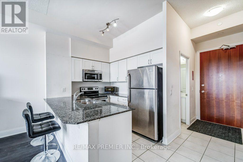 209 - 4700 Highway 7 Road, Vaughan, Ontario  L4L 0B4 - Photo 6 - N13635016
