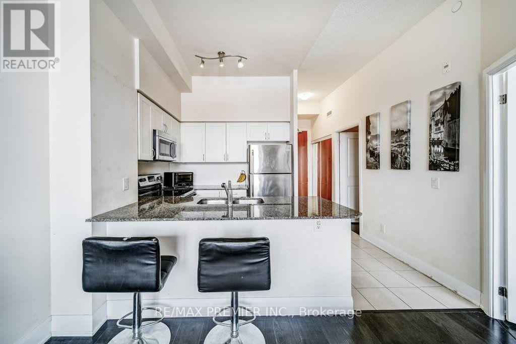 209 - 4700 Highway 7 Road, Vaughan, Ontario  L4L 0B4 - Photo 7 - N13635016