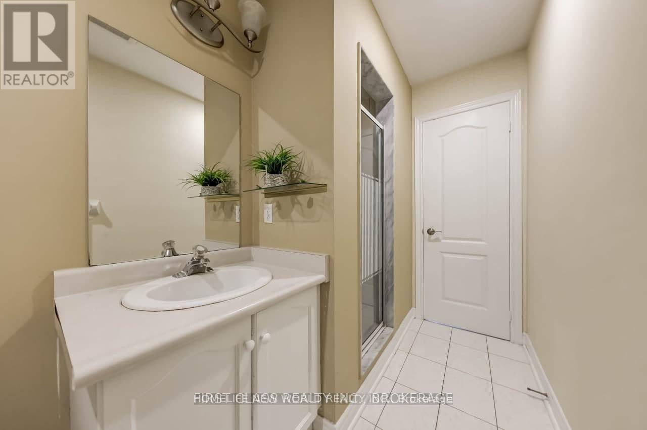 17 Zippora Drive, Richmond Hill, Ontario  L4S 2M6 - Photo 12 - N13635040