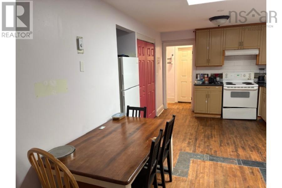 6411 6413 6415 Quinpool Road, Halifax, Nova Scotia  B3L 1A7 - Photo 3 - 202608024