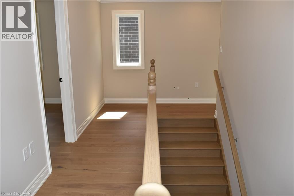 8 Dunlop Road, Hamilton, Ontario  L9B 1J6 - Photo 35 - 40701722