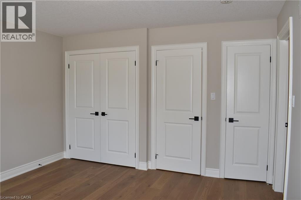 8 Dunlop Road, Hamilton, Ontario  L9B 1J6 - Photo 31 - 40701722