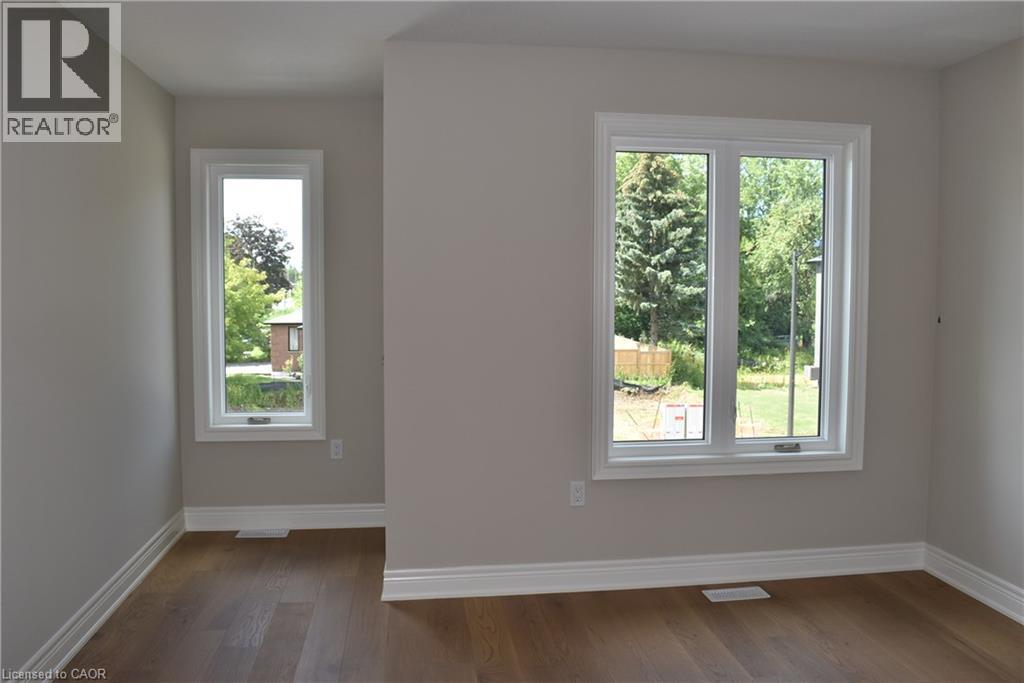 8 Dunlop Road, Hamilton, Ontario  L9B 1J6 - Photo 30 - 40701722