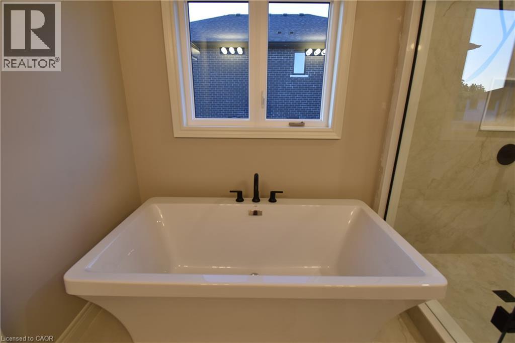 8 Dunlop Road, Hamilton, Ontario  L9B 1J6 - Photo 24 - 40701722