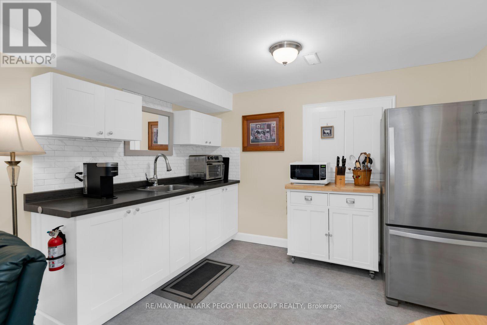 52 Harbour Crescent, Wasaga Beach, Ontario  L9Z 1G5 - Photo 10 - S13634900