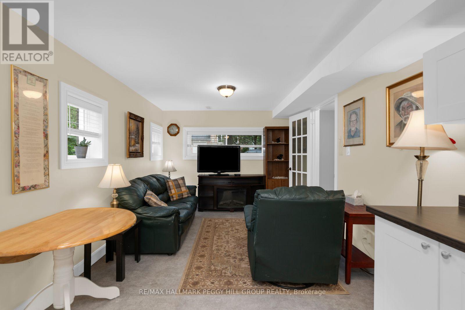 52 Harbour Crescent, Wasaga Beach, Ontario  L9Z 1G5 - Photo 8 - S13634900