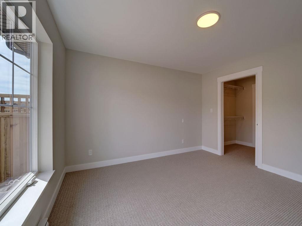 1051 Celia Crescent, Gibsons, British Columbia  V0N 1V7 - Photo 26 - R3118439