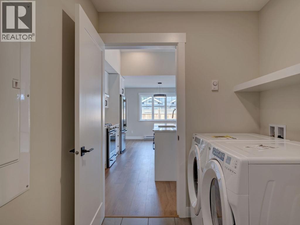 1051 Celia Crescent, Gibsons, British Columbia  V0N 1V7 - Photo 22 - R3118439