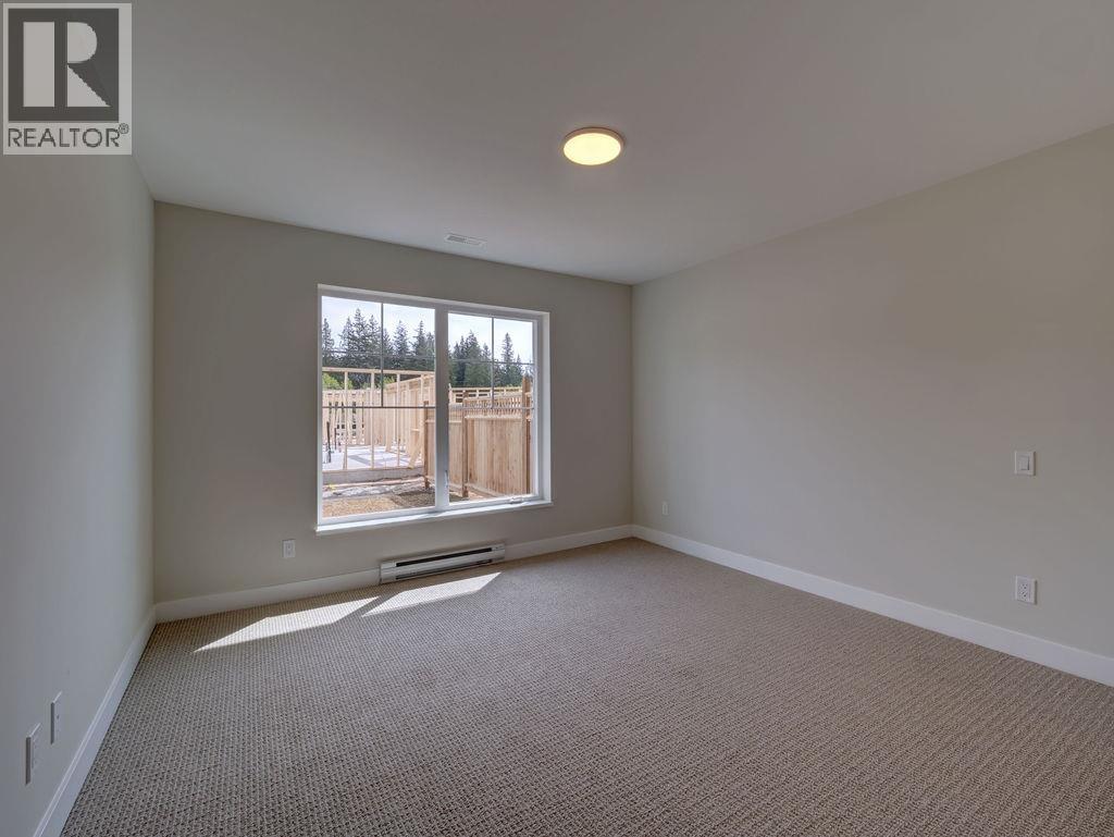 1051 Celia Crescent, Gibsons, British Columbia  V0N 1V7 - Photo 25 - R3118439