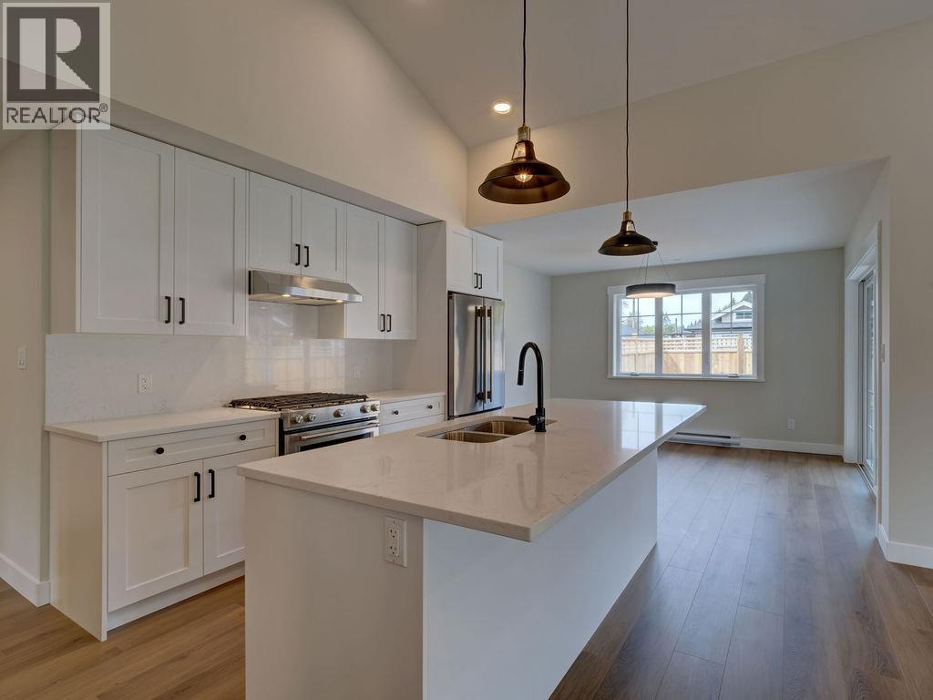 1051 Celia Crescent, Gibsons, British Columbia  V0N 1V7 - Photo 8 - R3118439