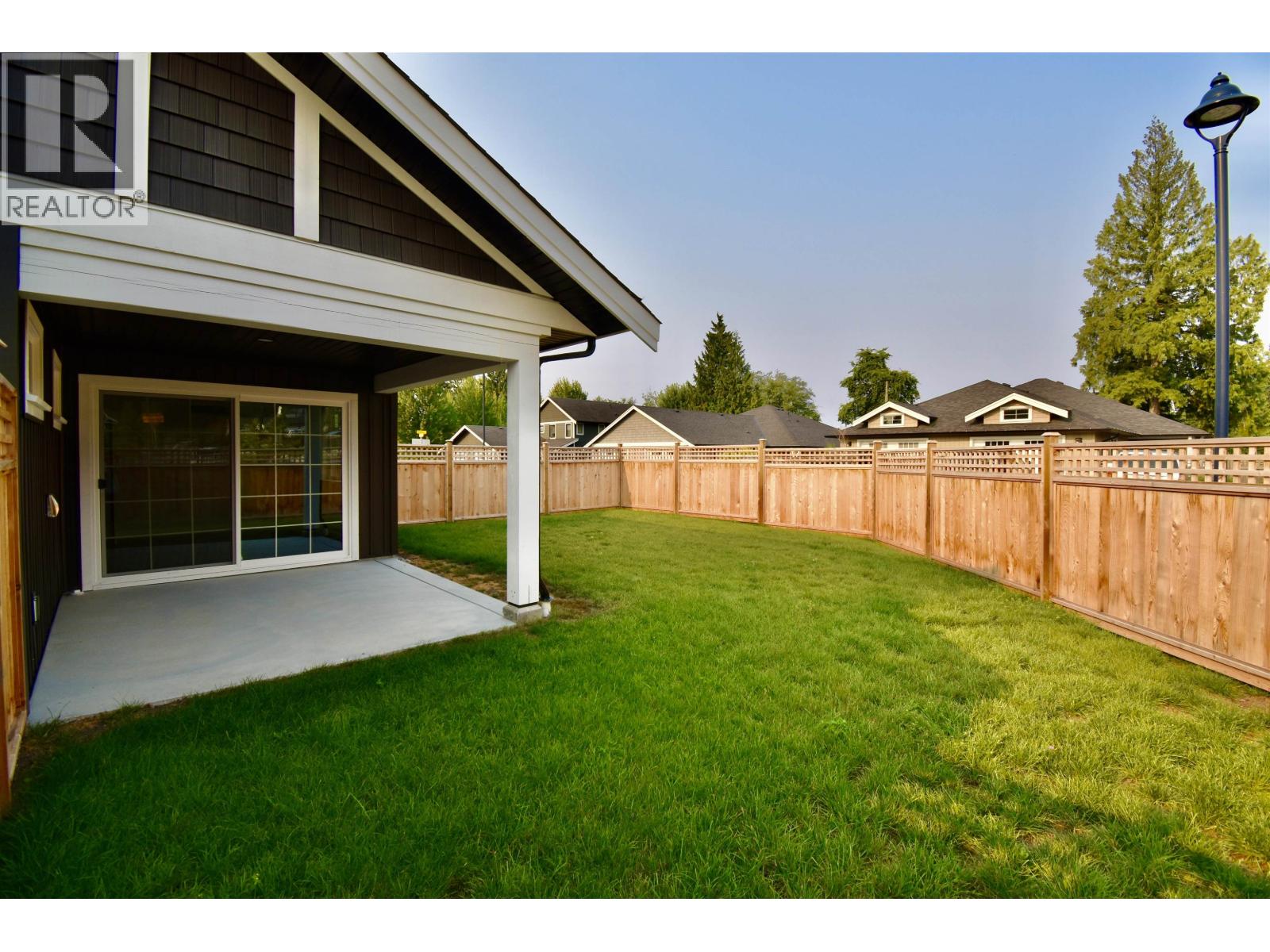 1051 Celia Crescent, Gibsons, British Columbia  V0N 1V7 - Photo 15 - R3118439