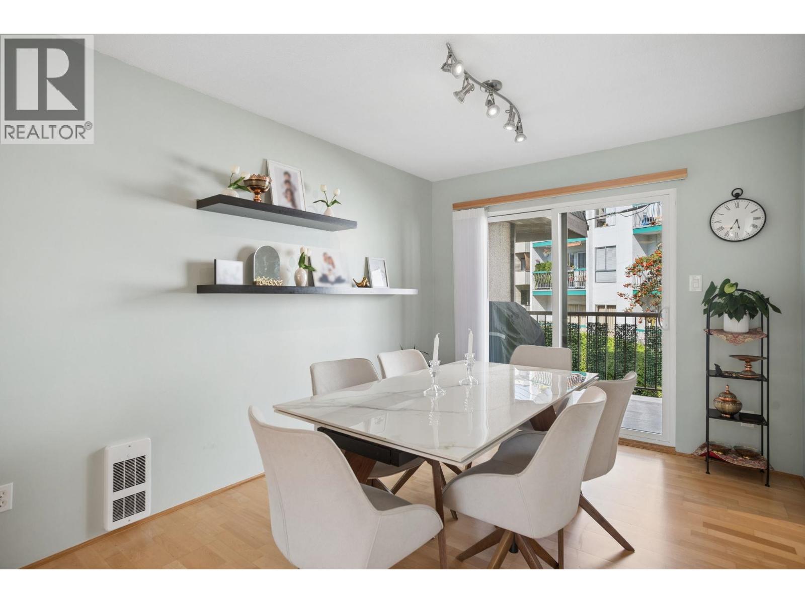 4 220 W 16th Street, North Vancouver, British Columbia  V7M 1T6 - Photo 6 - R3152064