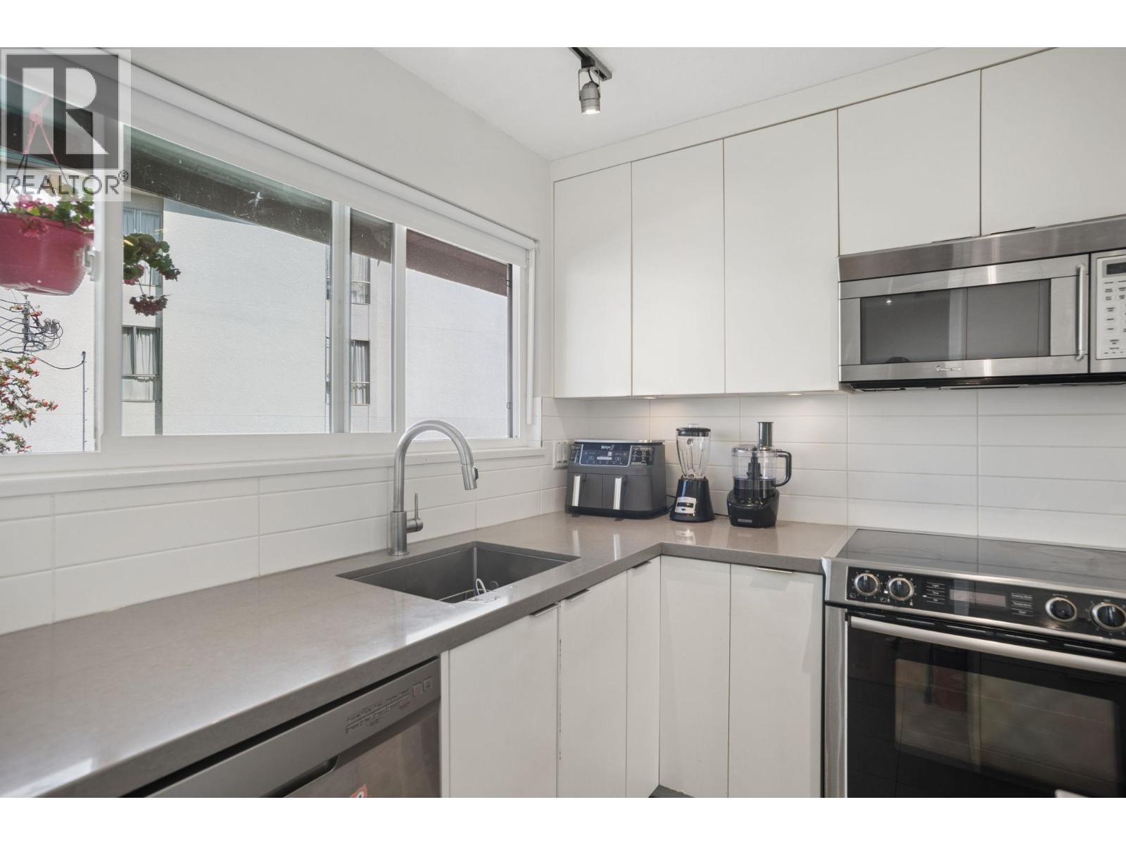 4 220 W 16th Street, North Vancouver, British Columbia  V7M 1T6 - Photo 21 - R3152064
