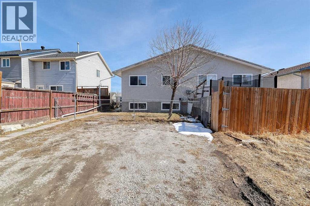 71 Falton Drive Ne, Calgary, Alberta  T3K 1K6 - Photo 45 - A2315489
