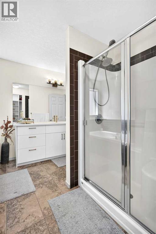 279 Copperpond Circle SE, Calgary, Alberta T2Z 0R4 - Photo 19 - A2329183