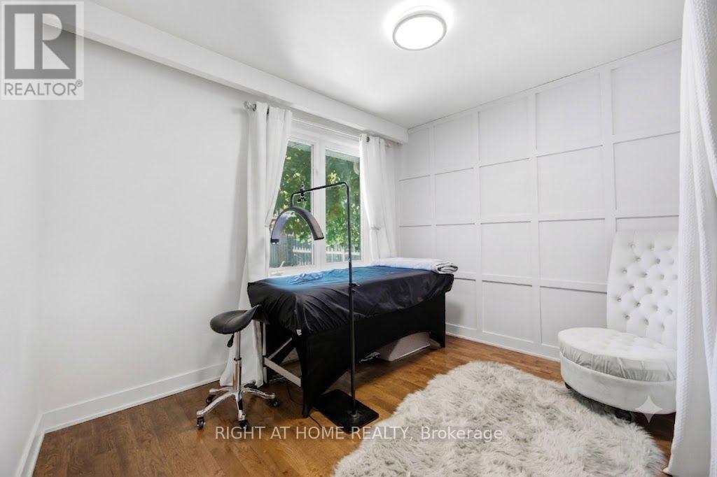 45 Faversham Crescent, Toronto, Ontario  M9C 3X7 - Photo 19 - W13634818