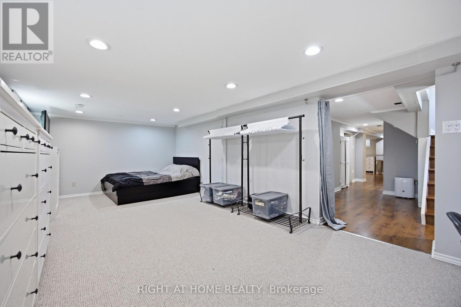 45 Faversham Crescent, Toronto, Ontario  M9C 3X7 - Photo 25 - W13634818