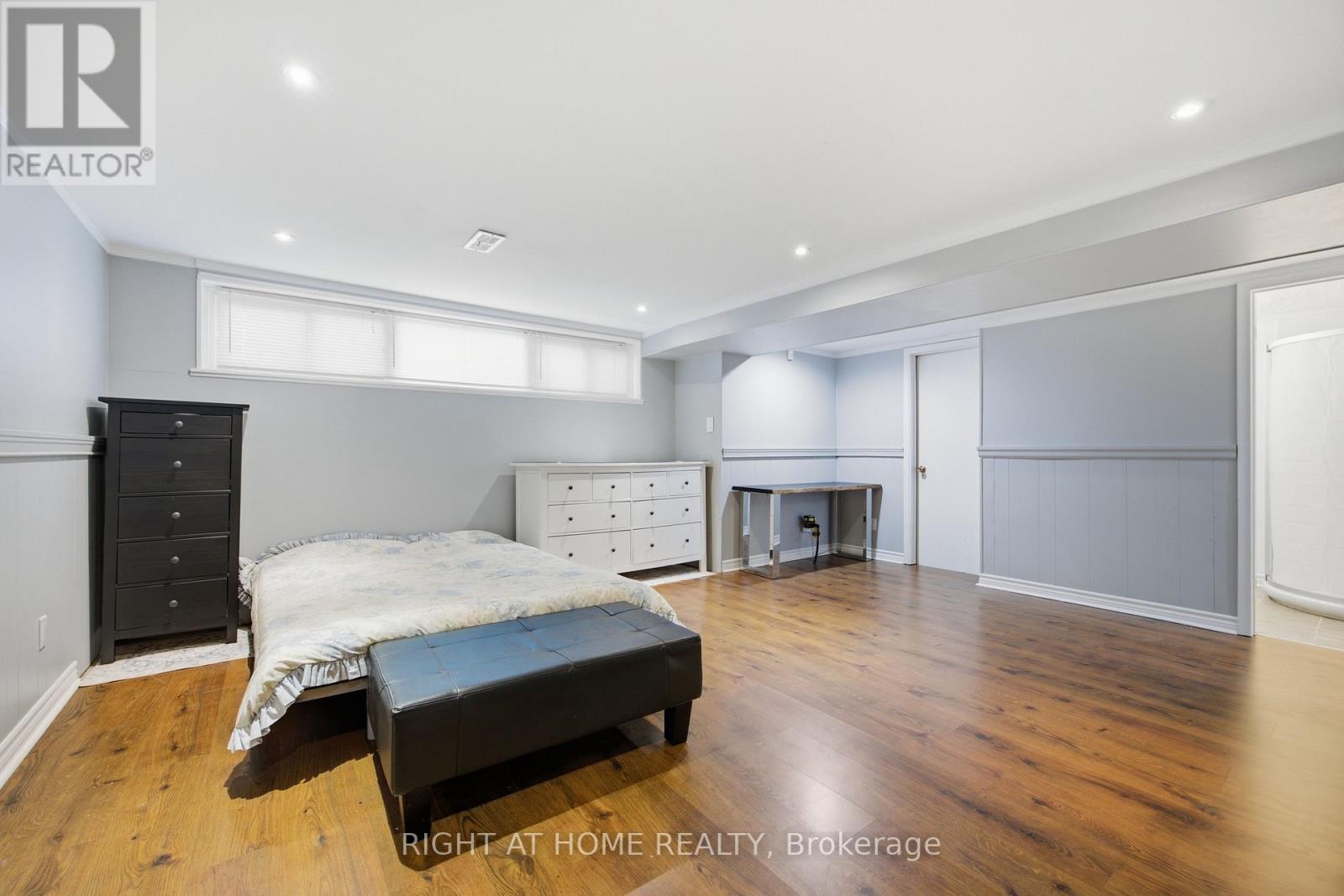 45 Faversham Crescent, Toronto, Ontario  M9C 3X7 - Photo 30 - W13634818
