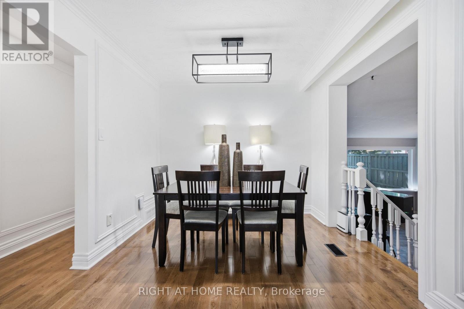 45 Faversham Crescent, Toronto, Ontario  M9C 3X7 - Photo 9 - W13634818