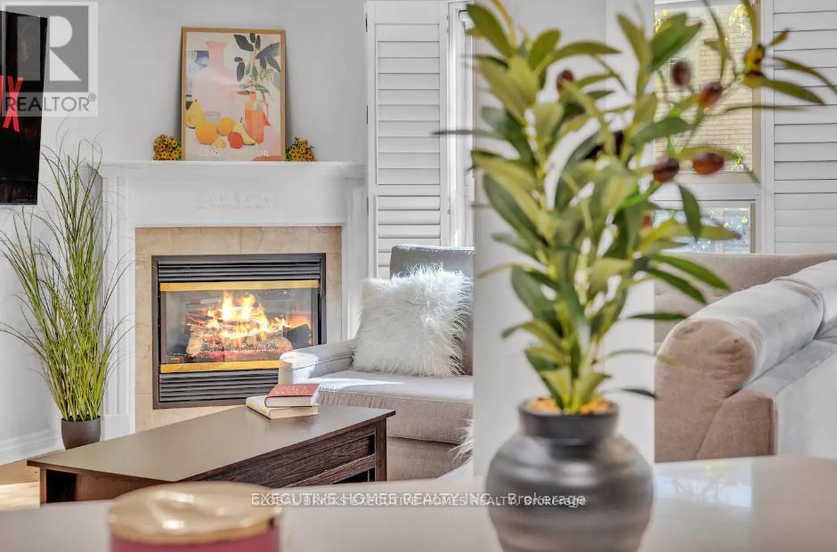 17 - 1245 Stephenson Drive, Burlington, Ontario  L7S 2L9 - Photo 2 - W13634820