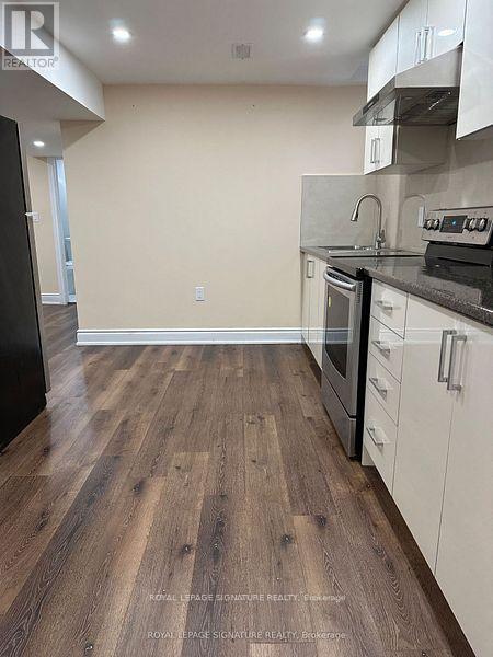 36 Ferncastle Crescent, Brampton, Ontario  L7A 3P3 - Photo 9 - W13634826