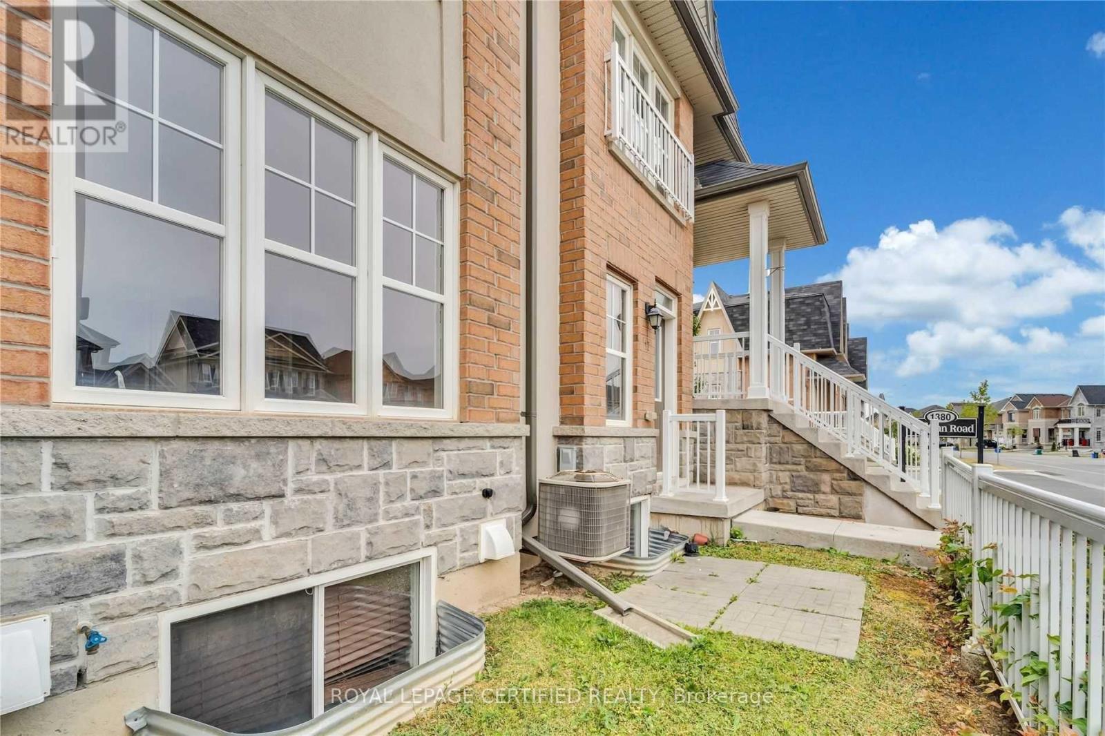 17 - 1380 Costigan Road, Milton, Ontario  L9T 8L2 - Photo 3 - W13634854