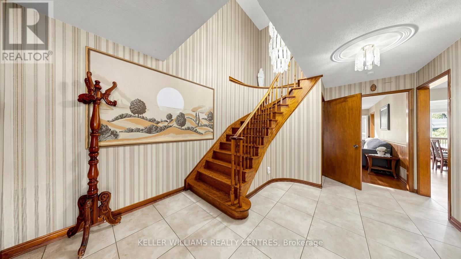30 Clubhouse Court, Toronto, Ontario  M3L 2K5 - Photo 7 - W13634874