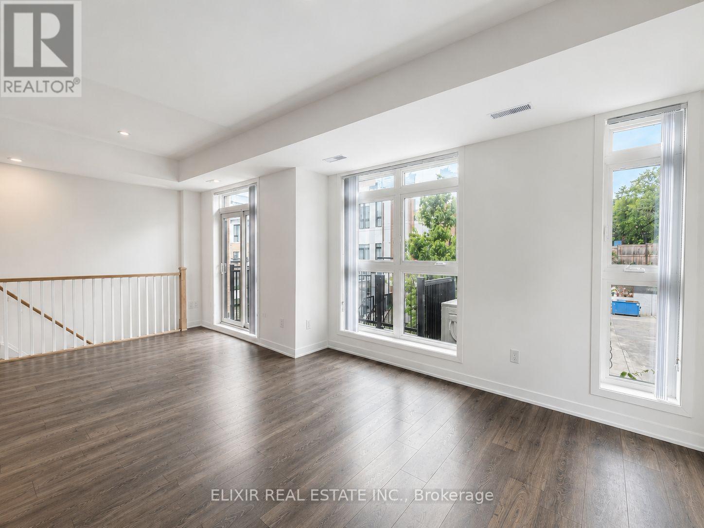 206 - 140 Canon Jackson Drive, Toronto, Ontario  M6M 0B9 - Photo 10 - W13634886