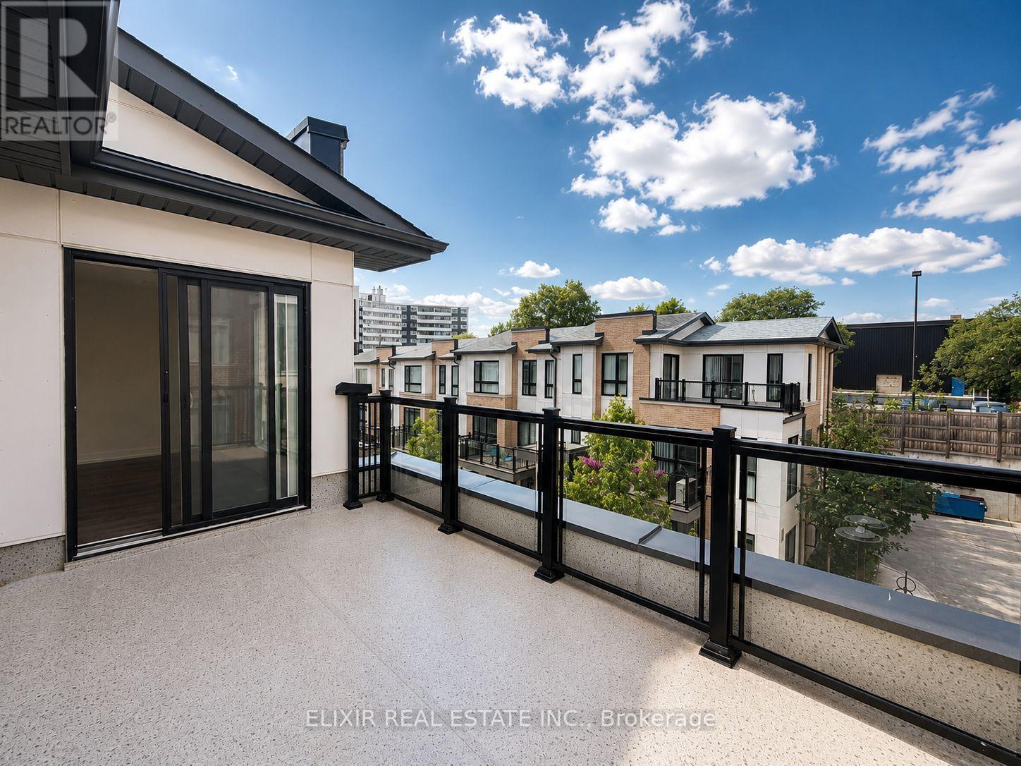 206 - 140 Canon Jackson Drive, Toronto, Ontario  M6M 0B9 - Photo 23 - W13634886