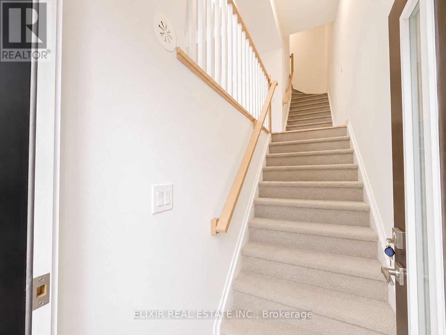 206 - 140 Canon Jackson Drive, Toronto, Ontario  M6M 0B9 - Photo 7 - W13634886