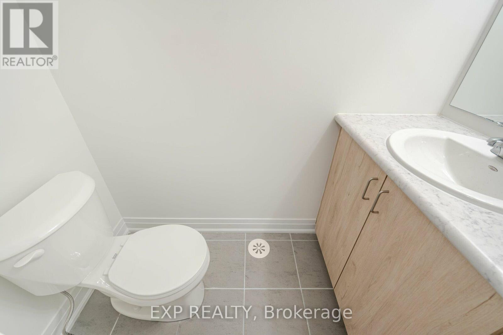 209 Wyndham Street, Mississauga, Ontario  L5M 2S5 - Photo 19 - W13634936