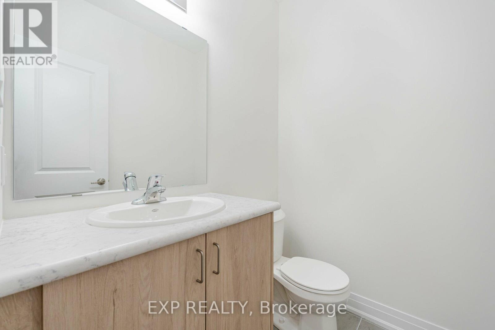 209 Wyndham Street, Mississauga, Ontario  L5M 2S5 - Photo 25 - W13634936