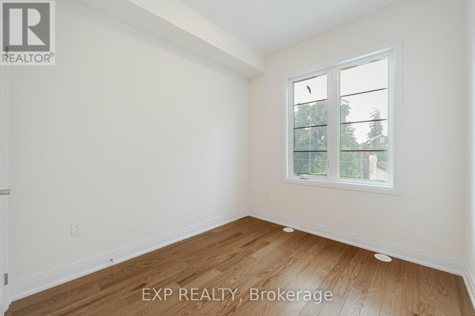 209 Wyndham Street, Mississauga, Ontario  L5M 2S5 - Photo 28 - W13634936