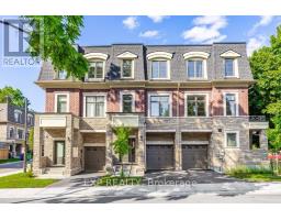 209 WYNDHAM STREET, Mississauga, Ontario