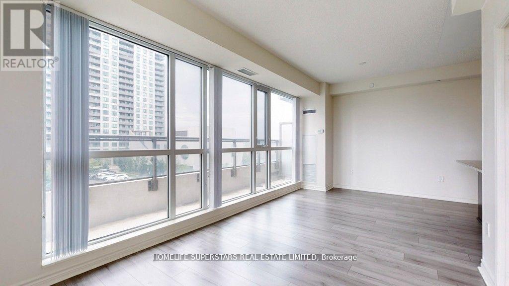 1006 - 349 Rathburn Road W, Mississauga, Ontario  L5B 0G9 - Photo 4 - W13634984